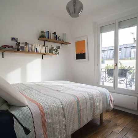 Apartment Near Buttes Chaumont *